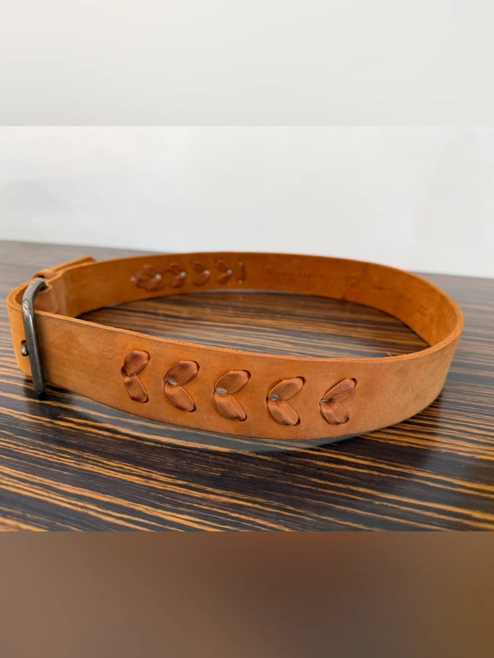 Unisex Banana Republic Tan Italian Leather Boho/Western Belt, 42”L, Brass Buckle